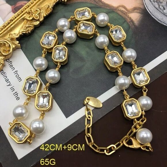 Gold Plated Faux Pearl Necklace - Picture 1 of 8